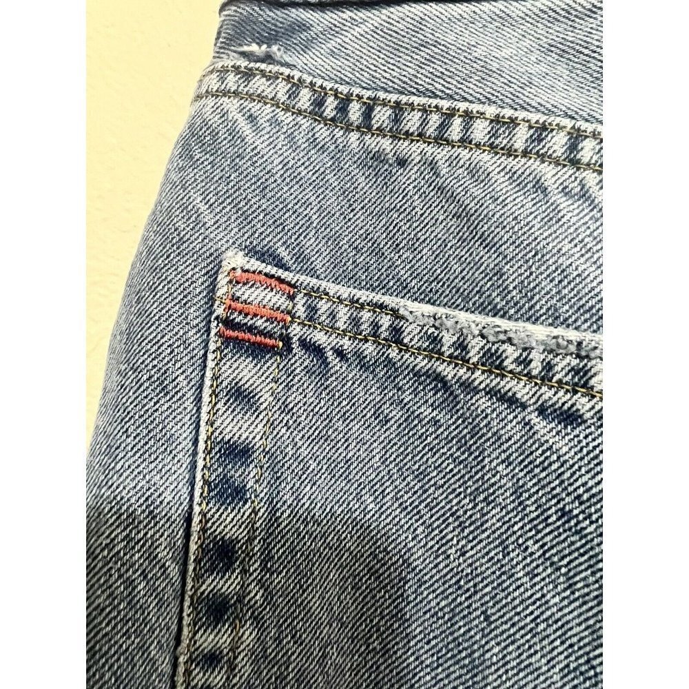 URBAN Outfitters BDG Mom High-Rise Distressed Jeans Size 25 Medium - Picture 8 of 11